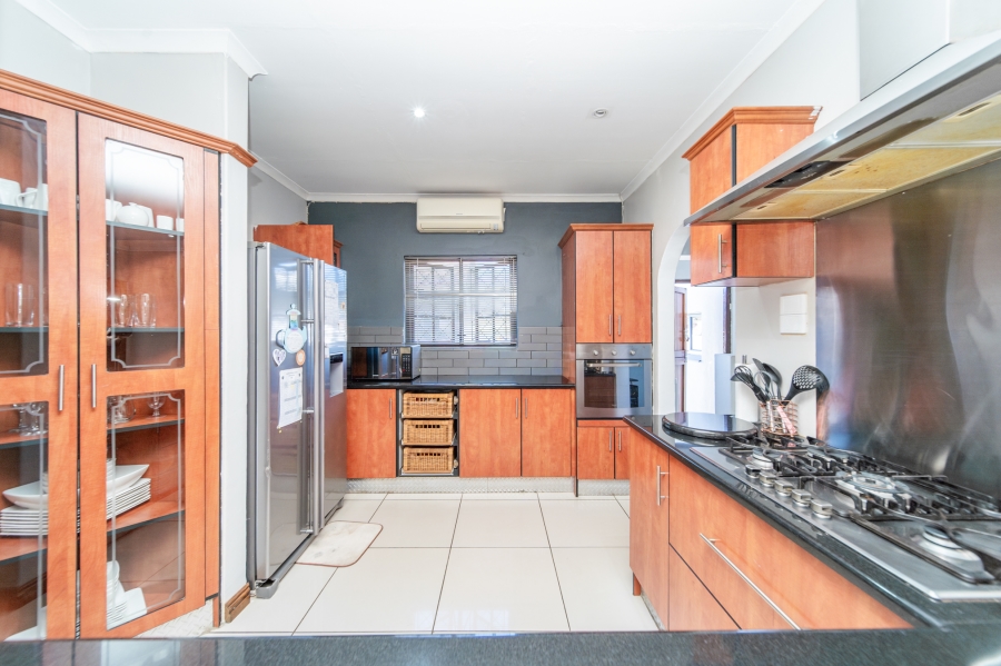 4 Bedroom Property for Sale in Beacon Bay Eastern Cape